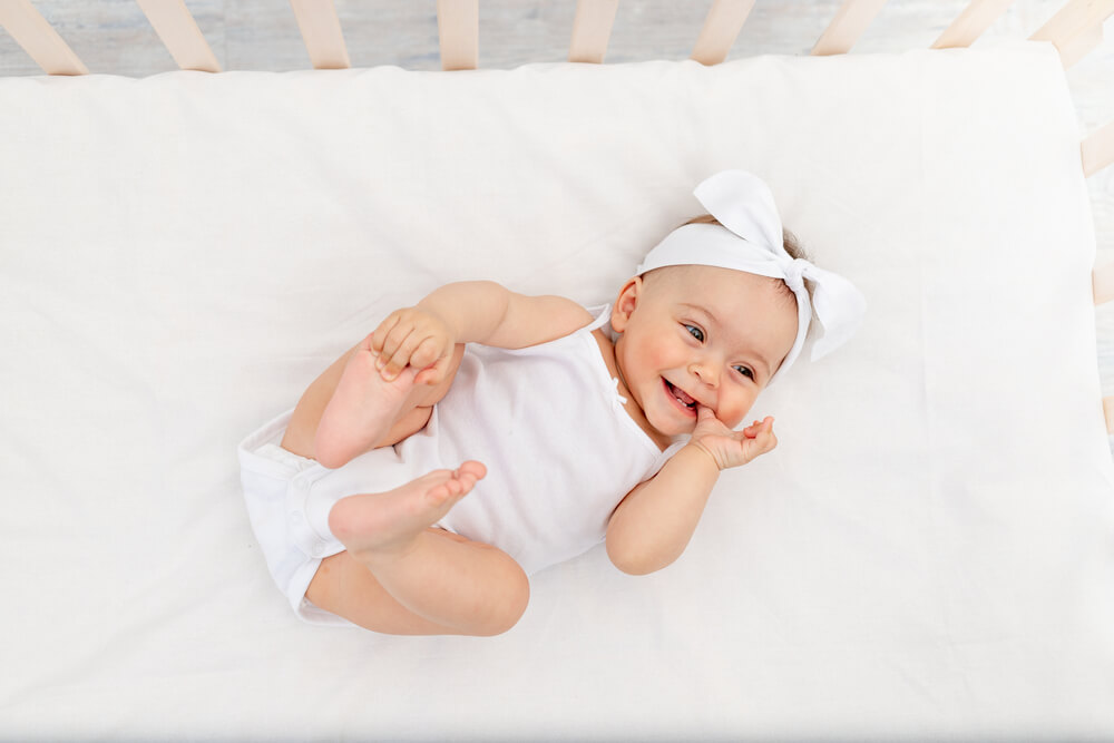 A comfortable crib brings Baby a safe and sweet sleep.
